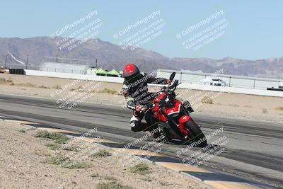 media/Oct-30-2025-Racers Edge (Thu) [[dabbdaf680]]/3-B Group/Session 3 (Turn 15 Inside)/